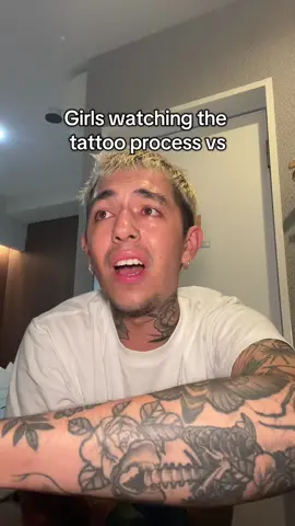 Guys look at the needle once and pass out 😭😂 #foryoupage #fyp #trending #irish #tattoo #funny #uk #houseoftiktok 