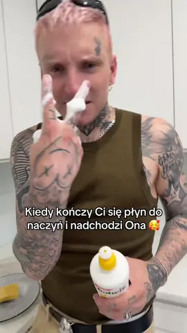 <3