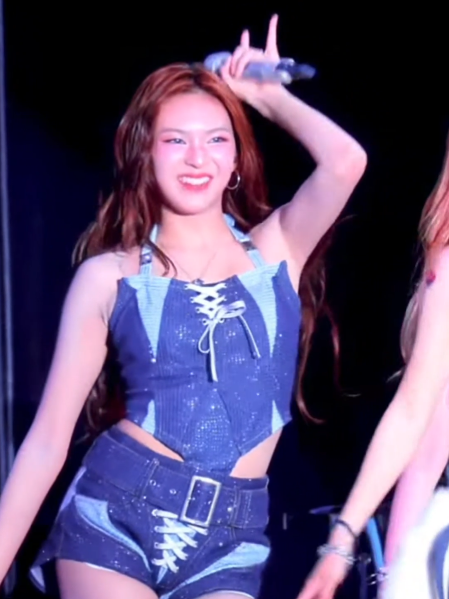 Chiquita Fancam Hot Sauce babymonster Summer Sonic 2025 #chiquita #babymonstersummersonic 