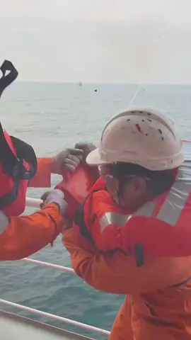 Amazing Videos about North Sea 🌊🌊🌊⛴️⛴️⛴️ #ocean #northsea #adamrose #ship #bigwave 
