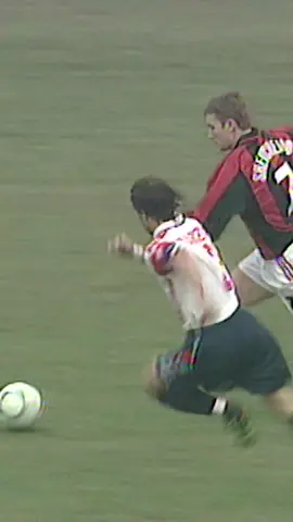 Milan-Bari… ❤️🖤 Quanti ricordi 😍 #sheva #acmilan 