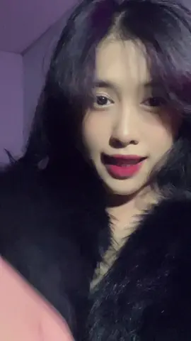 Lúc đóng look mở 👀
