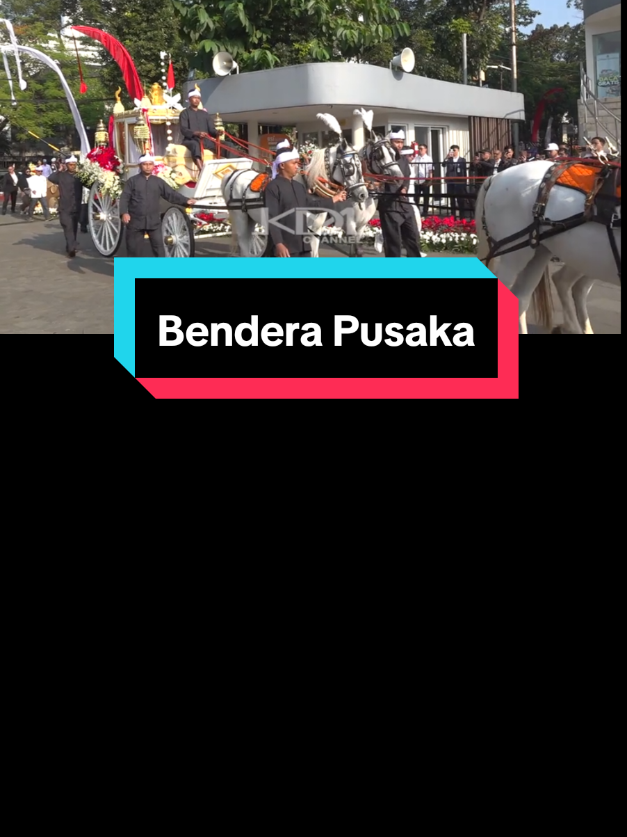 melati di tapal batas iringi ki jaga rasa dan bendera pusaka, kang dedi mulyadi. sc: dedimulyadiofficial tiktok #dedimulyadichannel #kangdedimulyadi #dedimulyadi #hutri #benderamerahputih 