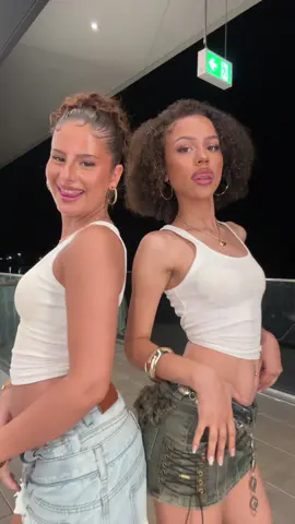 this duo >> @Joy 💓💓
