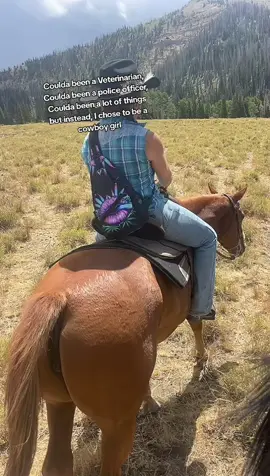 CoWbOy GurL #womeninagriculture #horsesoftiktok #horsetok #aqha #fyp 
