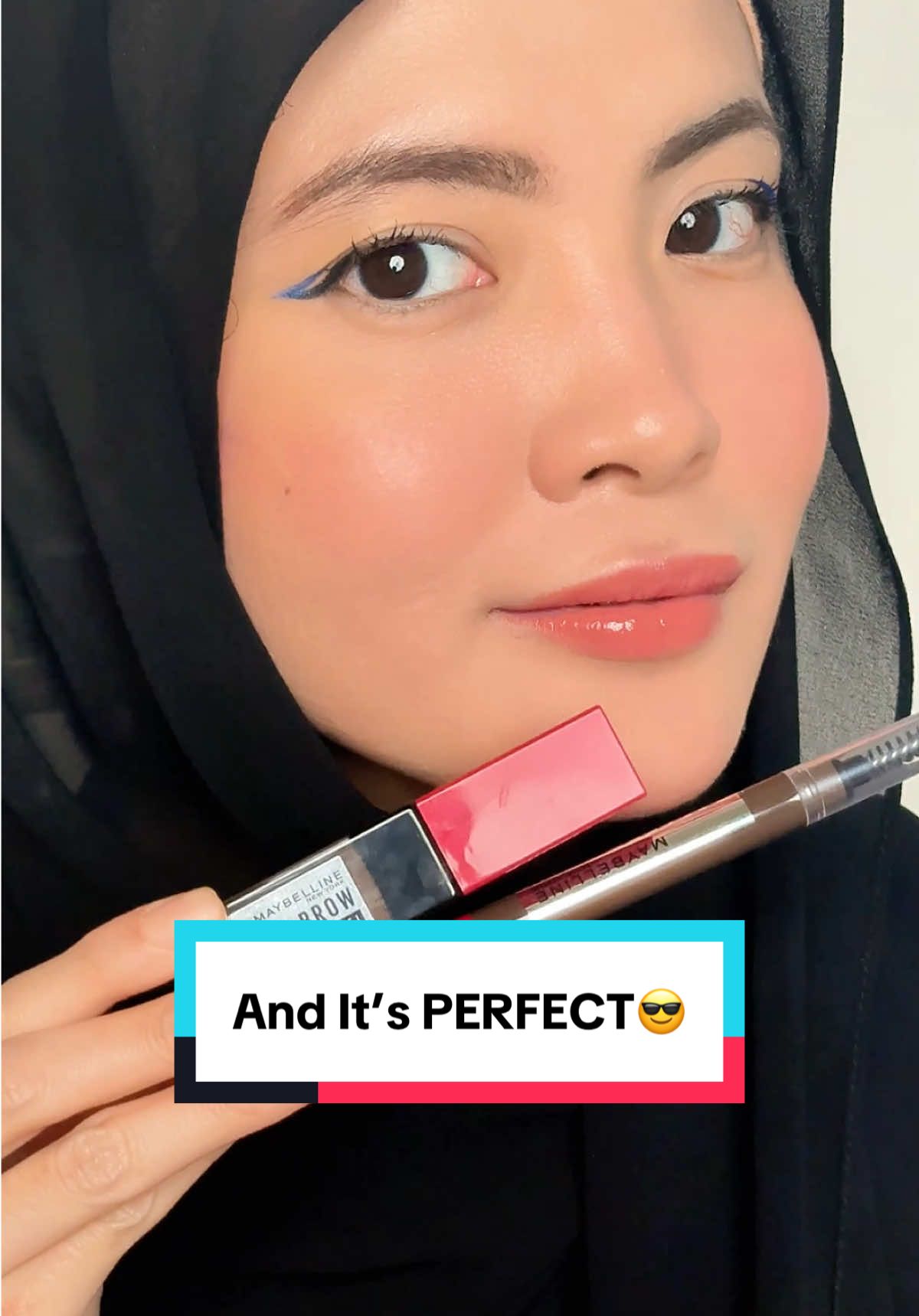 Brows on point all day? Easy je with Tattoo Brow! ✨ Effortless & tahan lama, siapa je tak nak? 😍 #maybelline #maybellinemalaysia #maybellinetattoobrowpigmentpencil #FYP #smudegeproofbrows