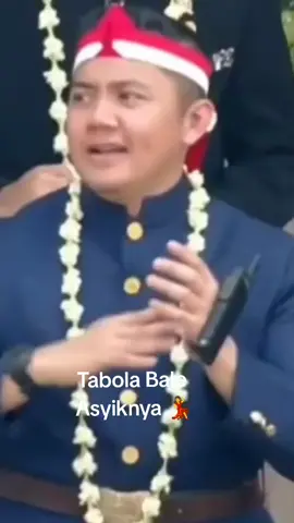 Goyang Asyik Mayor Teddy dan Pasukan Bersenjata TNI-Polri  #tedyindrawijaya  #indoneaia #hutri80  #tabolabale #prabowo 