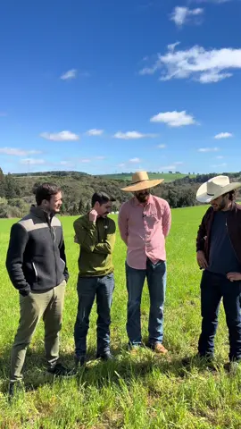 Mentir mais que o Bidu é complicado 😅 #primosagro #drone #agro #produtorrural #jaoeseuduardo @João Vitor Castro @SeuDuardo @Lorenzo Roos @DJI Agriculture   