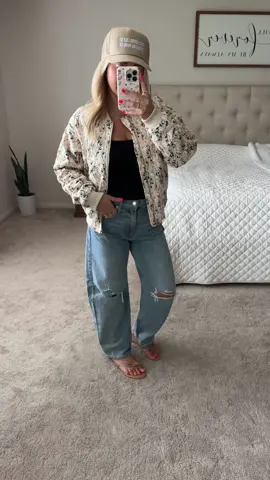 Cute comfy barrel jeans!