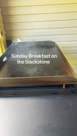 #breakfastontheblackstone #deliciousfood #fyp #stilllearninghowtoedit #kloveyoubye 