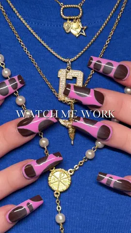 WATCH ME WORK 💅 airbrush design 💕 #gelxnails #nails #nailart #nailtech #nailtutorial #airbrushnails 
