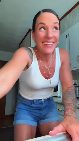 Just alittle 🤣🤪 #fypシ゚viral #foryoupageofficiall 