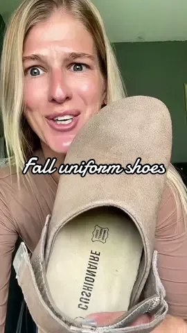 Step into all-day comfort with the Cushionaire Boulder Suede Clogs — crafted with ultra-soft suede, a cushioned footbed, and timeless style that pairs perfectly with jeans, leggings, or cozy autumn knits. These clogs are the perfect mix of fashion and function for your everyday fall look. 🍂👟 #CushionaireClogs #SuedeClogStyle #ComfortShoesForWomen #FallFootwearFavorites #Over40StyleEssentials 