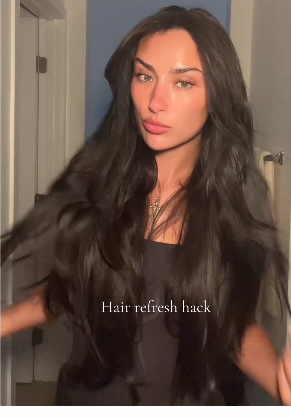 lil hair refresh hack 😝 #hairtok #hairstyle #hair #hairhack 