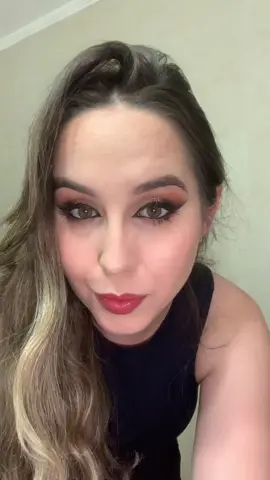 revivendo a música que era tema dos meus lomotifs pré pandemia #fyp #foryou #foryoupage 