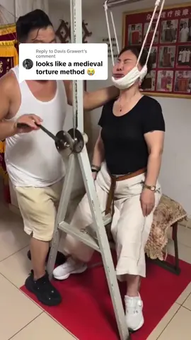 Replying to @Davis Grawert Therapy so good, it’s like your joints got a second life. #chiropractic #satisfyingvideos #backpain #neckpain #chiropractor 