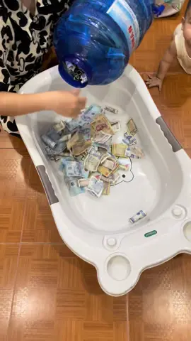 Người người đập heo , riêng e đập thùng nước , thành quả sau nửa năm tích góp tiền lẻ 🥰🥰🥰🥰 #tiktok 