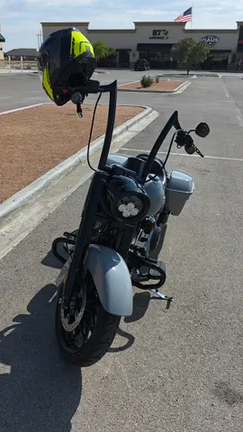 Thank God everyday for the blessed life I live #harleydavidsonmotorcycles #harleydavidsonlifestyle #life #blessed #fyp 