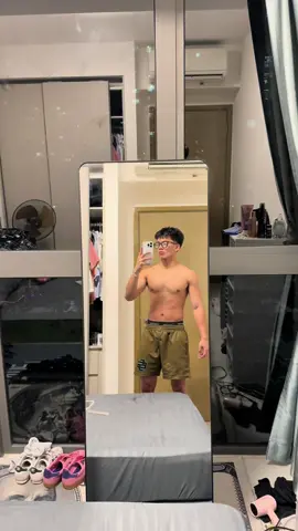pisik check after 4 consecutive nights of drinking in vietnam #gym #GymTok #fyp 