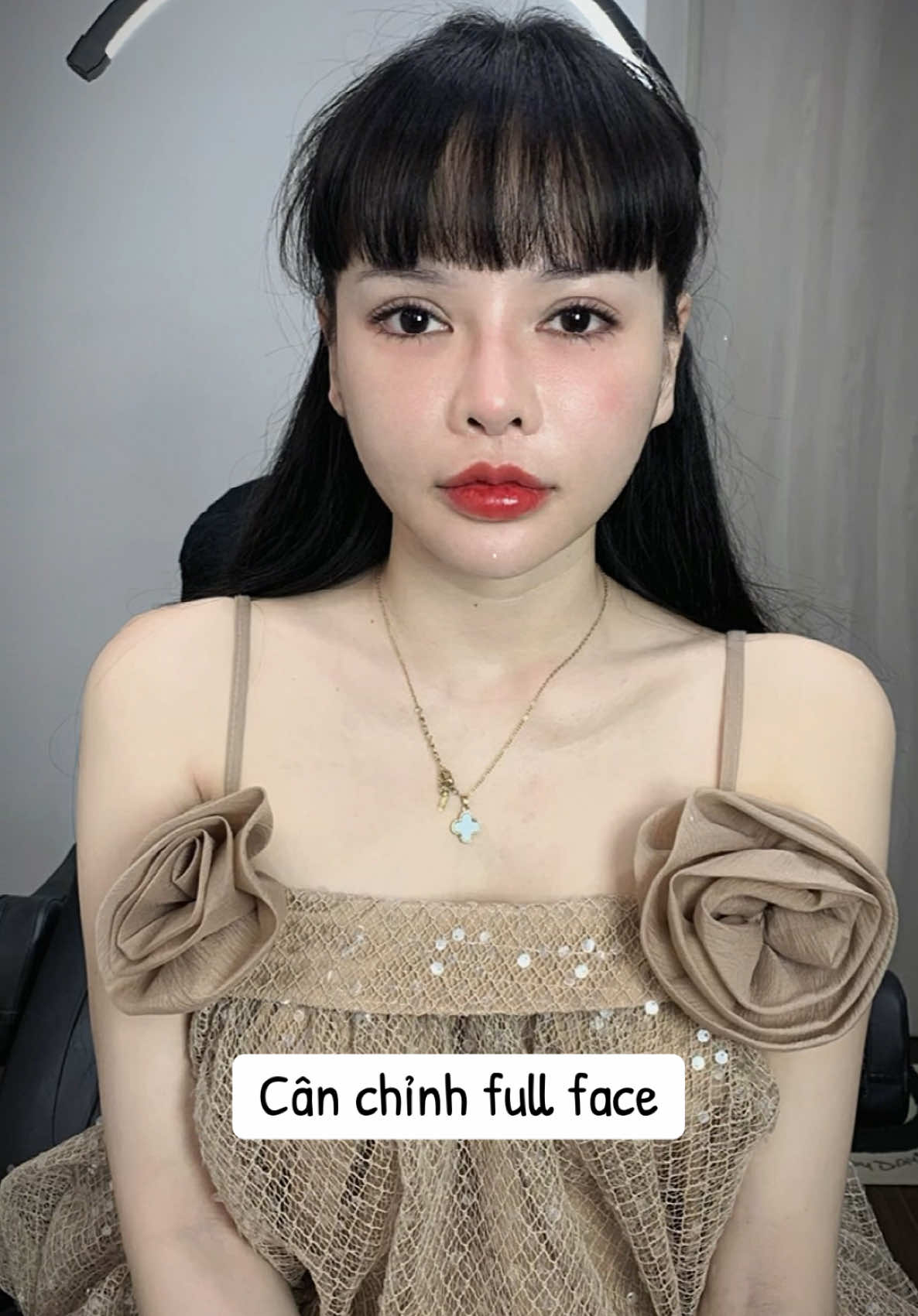 Khách đã xinh rồi mà còn muốn xinh hơn 🥰