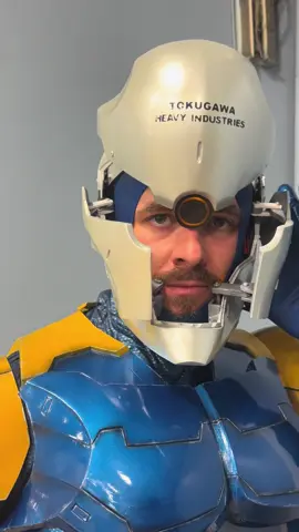 Got to fully wear one of my dream cosplays for the first time yesterday!  #grayfox #metalgearsolid #metalgear #ninja #hideokojima 