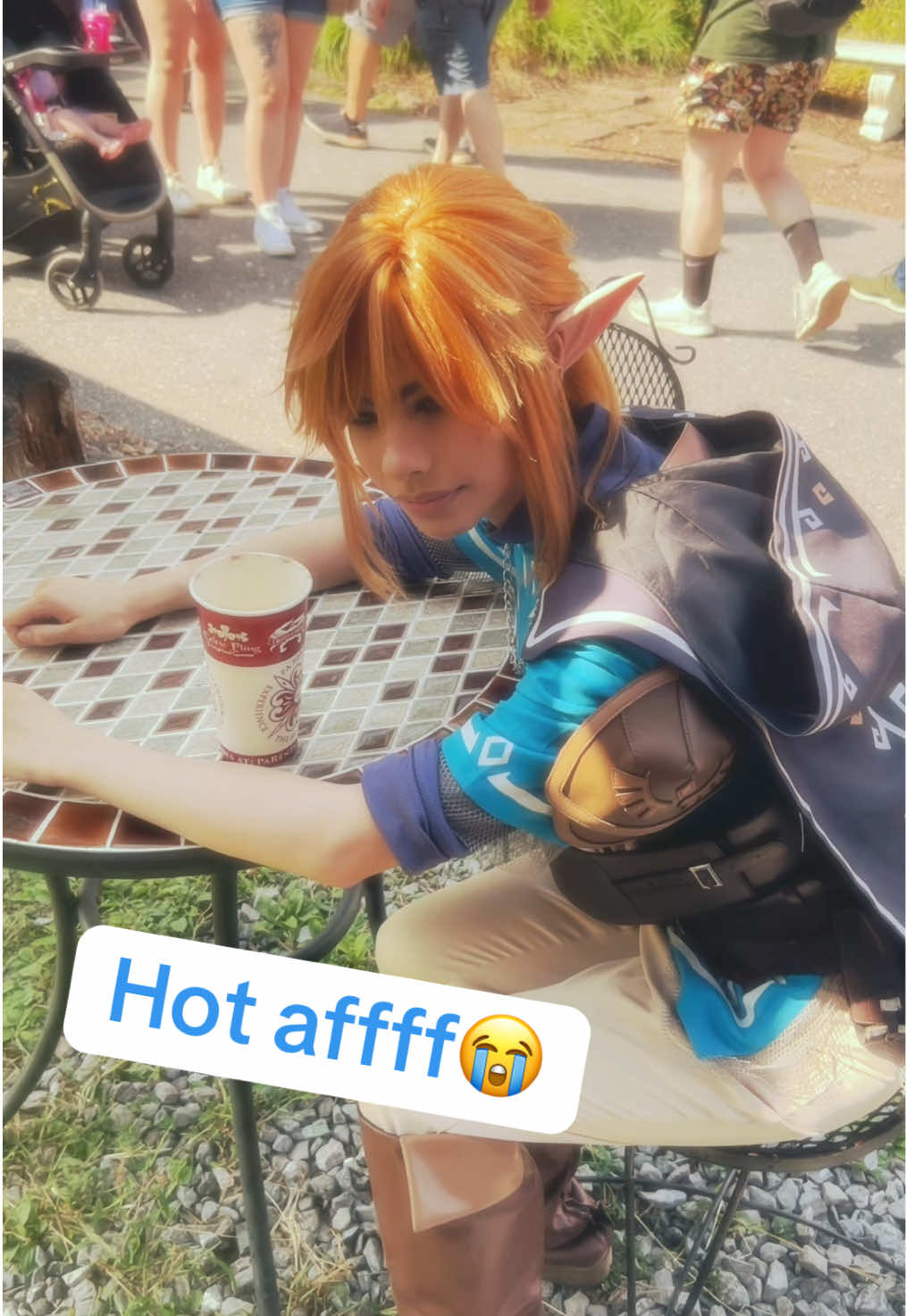 Zelda: @gæ #thelegendofzelda #link #cosplay #renfaire #zeldabreathofthewild #totk #thelegendozelda #tloz #linkcosplay #renaissancefair  ##zeldatearsofthekingdom##zeldabreathofthewild##botw##tlozcosplay##zeldatotk##zelda