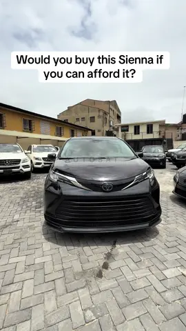 2021 TOYOTA SIENNA  Call / WhatsApp: 08183533837