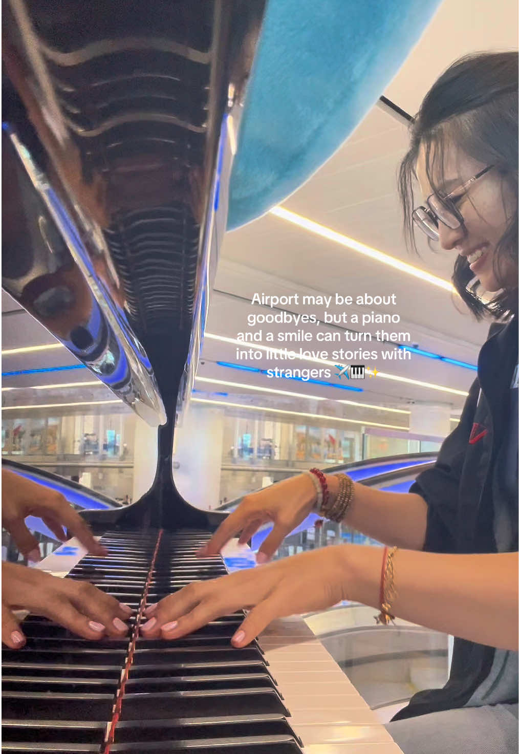 I love airport pianos and the random smiles they bring 🎹✈️✨ #fyp #Love #piano  Reminder: keep creating because somewhere out there, a little boy might smile so big, cheer for you, and tell you that you made his day ❤️ 