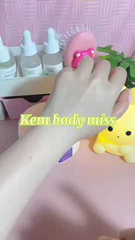 Giúp dưỡng trắng da🌷 #kembody 