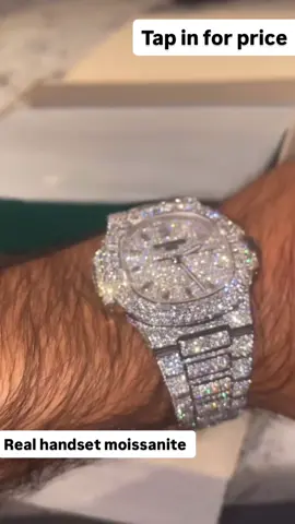 Best reps! #moissanite #moissanitejewelry #hiphopjewelry #cubanlink #moissanitevsdiamond 
