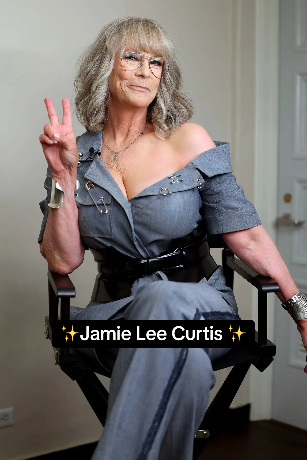 Jamie Lee Curtis shined during a surprise appearance at a screening of the movie ‘Freakier Friday’ in Hollywood.