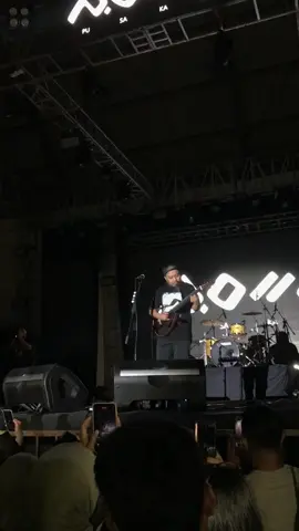 Suwun mas is konsermu mengajarkan kuu. Nyanyi lagu 