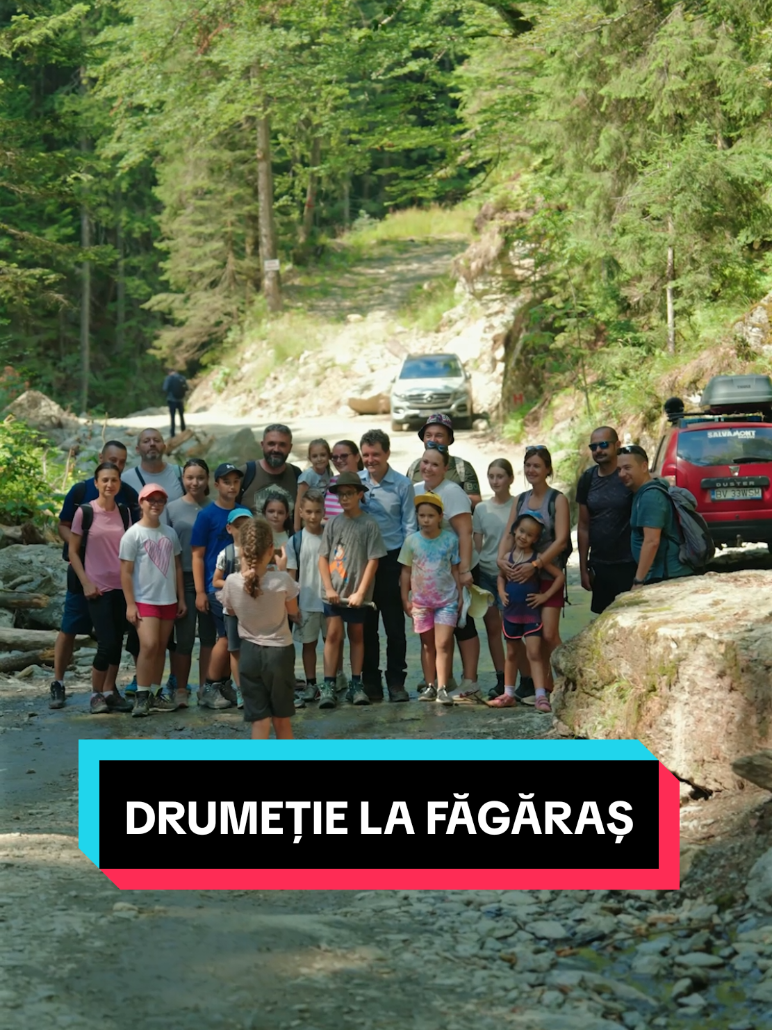 Cele mai frumoase locuri pe care le-am vizitat cu familia sunt cele de la noi, din România, iar drumețiile la Sâmbăta de Sus rămân favoritele noastre! #NicusorDan #romania #familie #emotii #fyp 