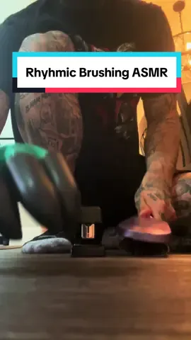 Some rhythmic ASMR #tingles #fastandaggressiveasmr #asmrsounds #asmrbrushing #lofiasmr 