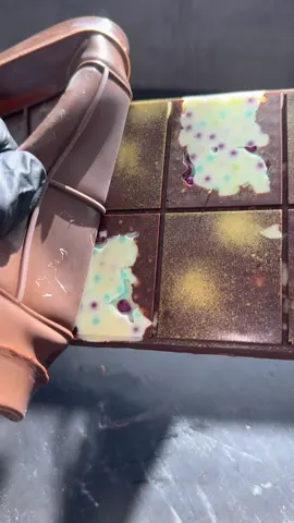 Easy made Dubai Chocolate 🍫 #dubai #chocolate #dubaichocolate 