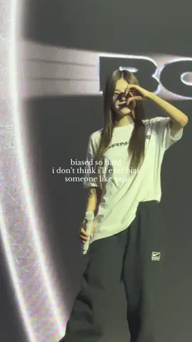 my number 1 always, i will always be your biggest fan !! #yeji #itzy #midzy #예지 #있지 