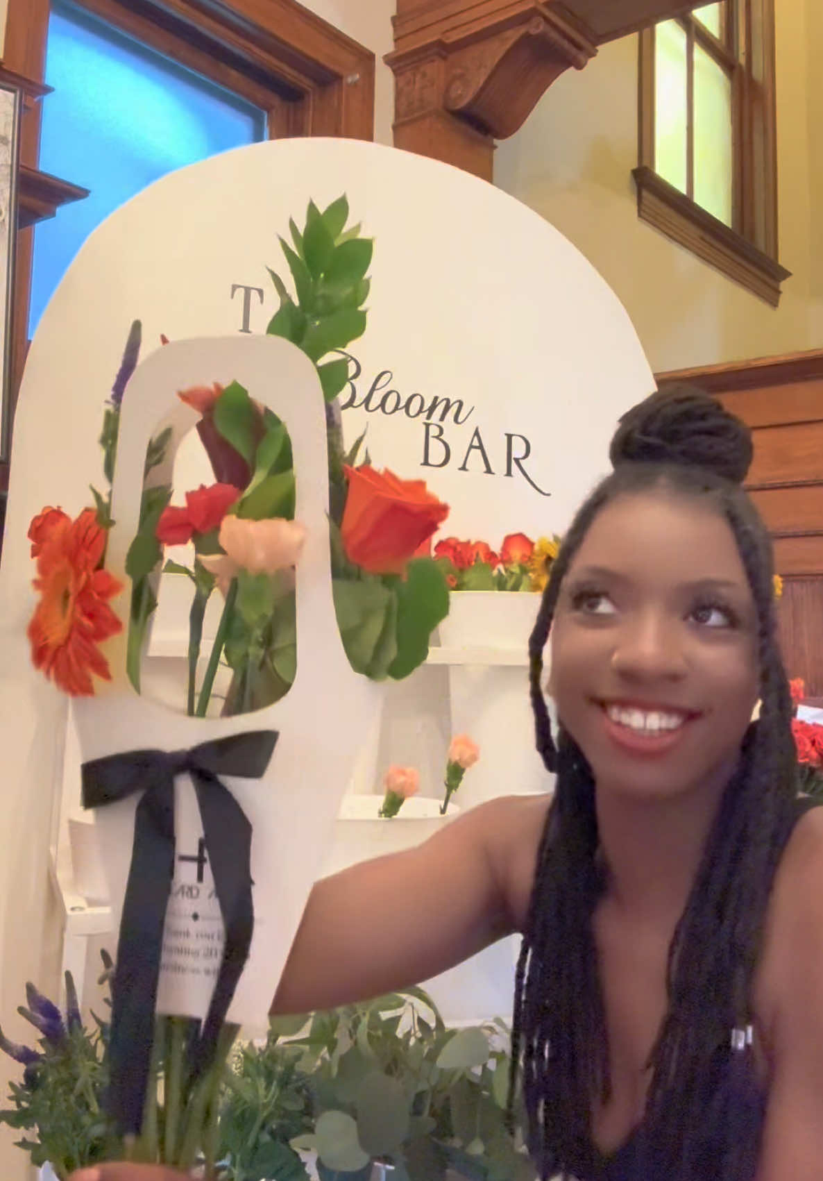 I just felt like Floral Bloom needed their own video cuz I really been drawn to flowers lately and this was another sign that I’m in alignment…super dope! @Jp Ceo wanted to give flowers while we can smell them and this was a perfect way to do it!!! Go follow their IG AND SUPPORT!!! 💐 #flowers #buildyourownbouquet #moments  #dopeness 