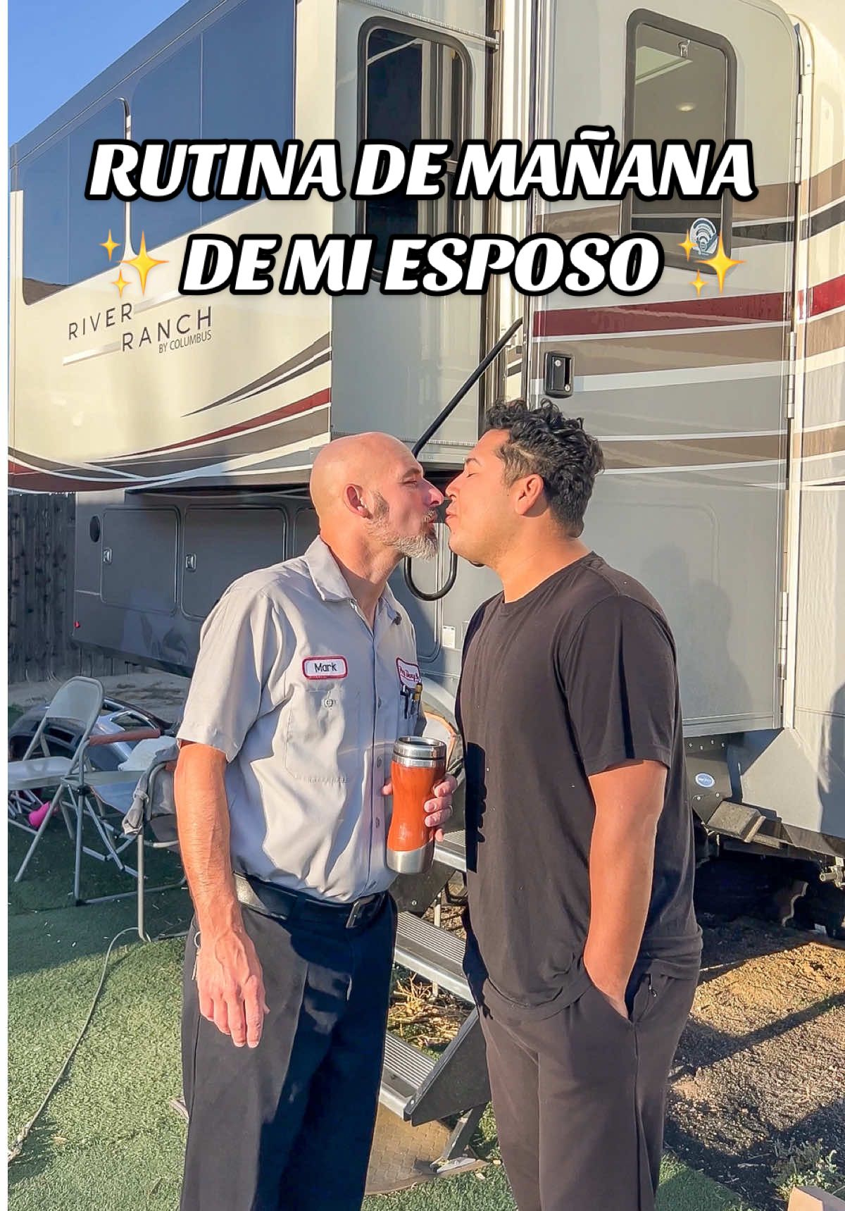 Le doy una semana más a ese perfume 😂🫢 Mark se lo va a acabar #carlosdia #morningroutine #rvlife #rutinademañana #fyp 
