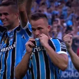 arthur está de volta, senhoras e senhores!🇪🇪🔥 #gremio #gremioedit #arthur #arthurmelo #brasileirao 