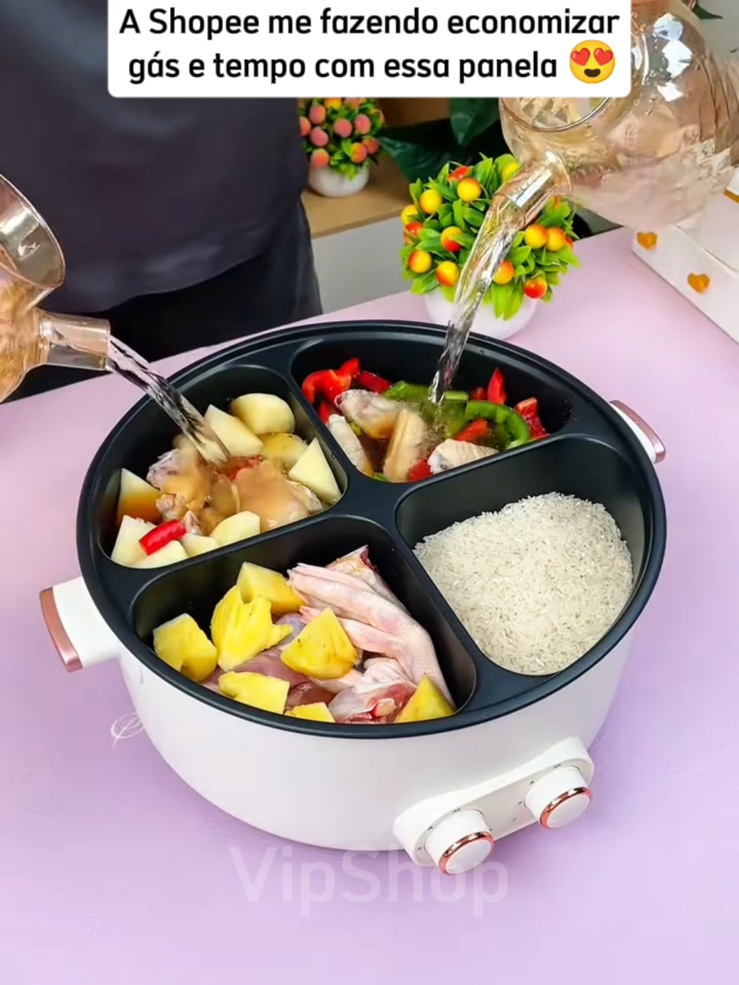 Panela Elétrica 4 em 1 → cozinha até 4 receitas ao mesmo tempo, sem misturar sabores! 🔥 Mais praticidade, mais economia e muito mais sabor! 👉 Garanta a sua agora!