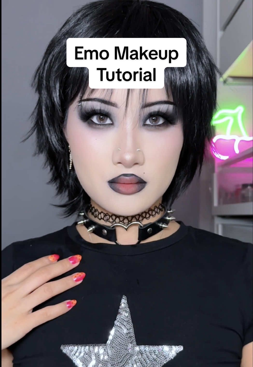 We are FOINALLY trying Emo makeup and I am super nervous if I’m being honest with yall 🤧😭🫡🥹🖤 #makeuptutorial #emo #emomakeup #altmakeup  #makeuptransformation 