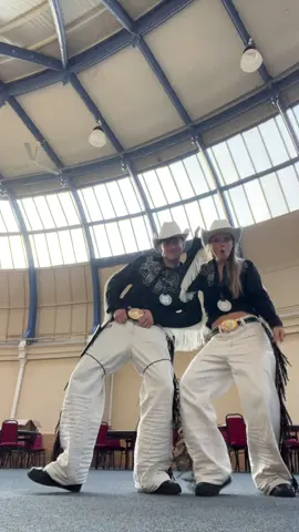 @Casper Olov Torp UDO WORLDS 🥈🙌🏻 dc:@Curlyty #jumpcrew #udoworlds #horsesinthestable #supercrew 