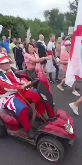 old boy smashed it #england #makeourstreetssafeforkids #english #Norwich #thebrookhotal 