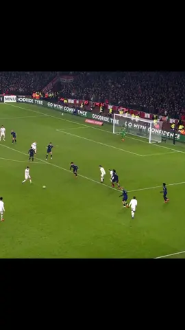 De Ligt 🧱⚔️ | creds to @faz for clips #football #viral #manutd #PremierLeague #fyp 