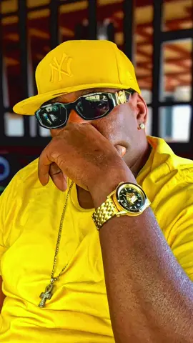 A moment of gratitude makes a difference in your attitude. Failures happen, setbacks happen, keep going because eventually victories happen, accomplishments happen. #motavation #mindset #KeepUmGuessing #positivevibes #50plusandfabulous 😎🫡💛💛✌🏿