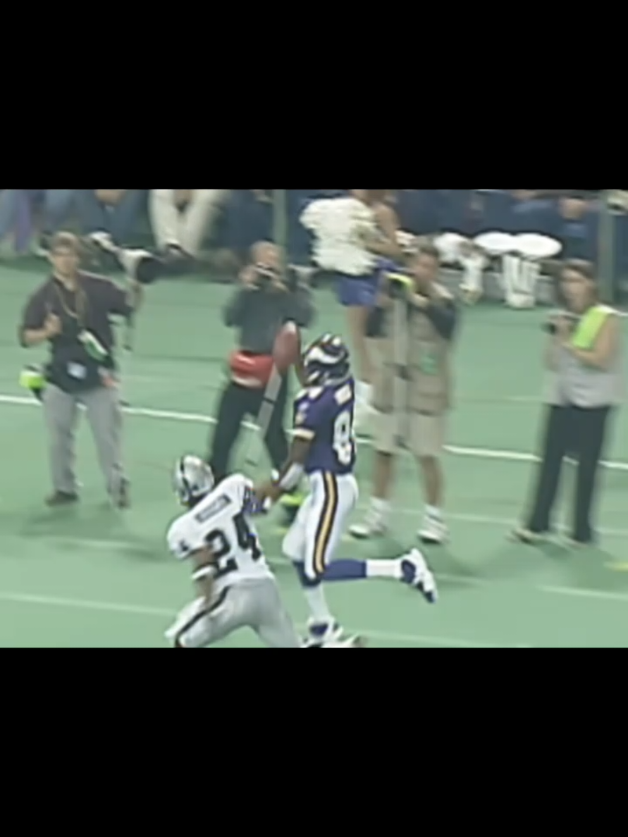 Raw power at the start #nfl #football #sports #fyp #foryoupage 