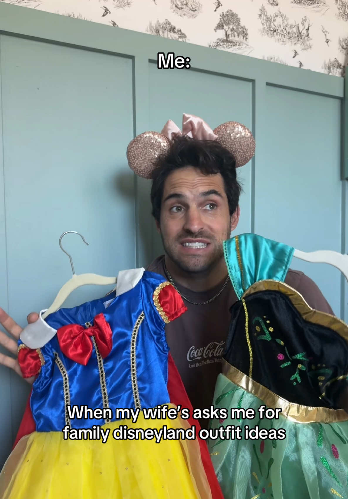 Every year it’s new Disneyland attire. And for our up and coming trip, it will be new outfits as usual lol #disneyland #husbandandwife #moms #MomsofTikTok #disneylandtiktok #foryoupage #fyp #viral #parentsoftiktok #parentlife 