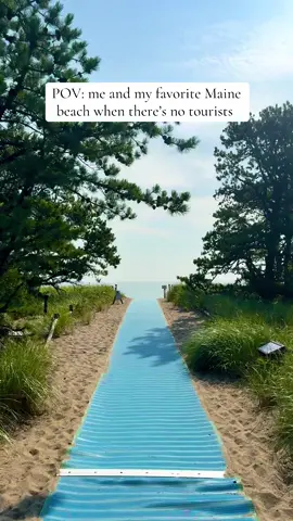 We love u guys I just like when I can actually get a parking spot 😭🌞 #fyp #foryou #Maine #newengland #beach 