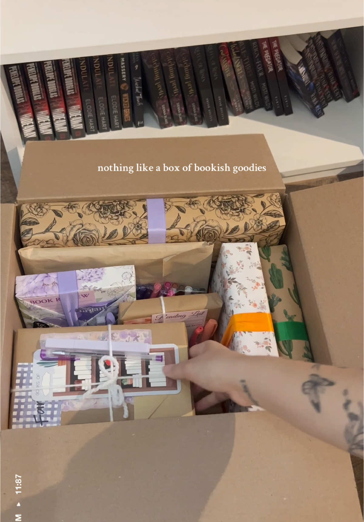 lives resume tomorrow night for order packing 🫶🏻 #bookshop #BookTok #orderpacking