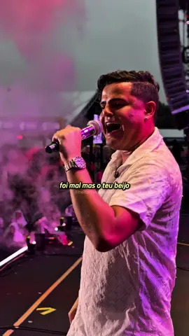 Já ouviram meu repertório novo hoje? 👀🥰 #heitorcosta 